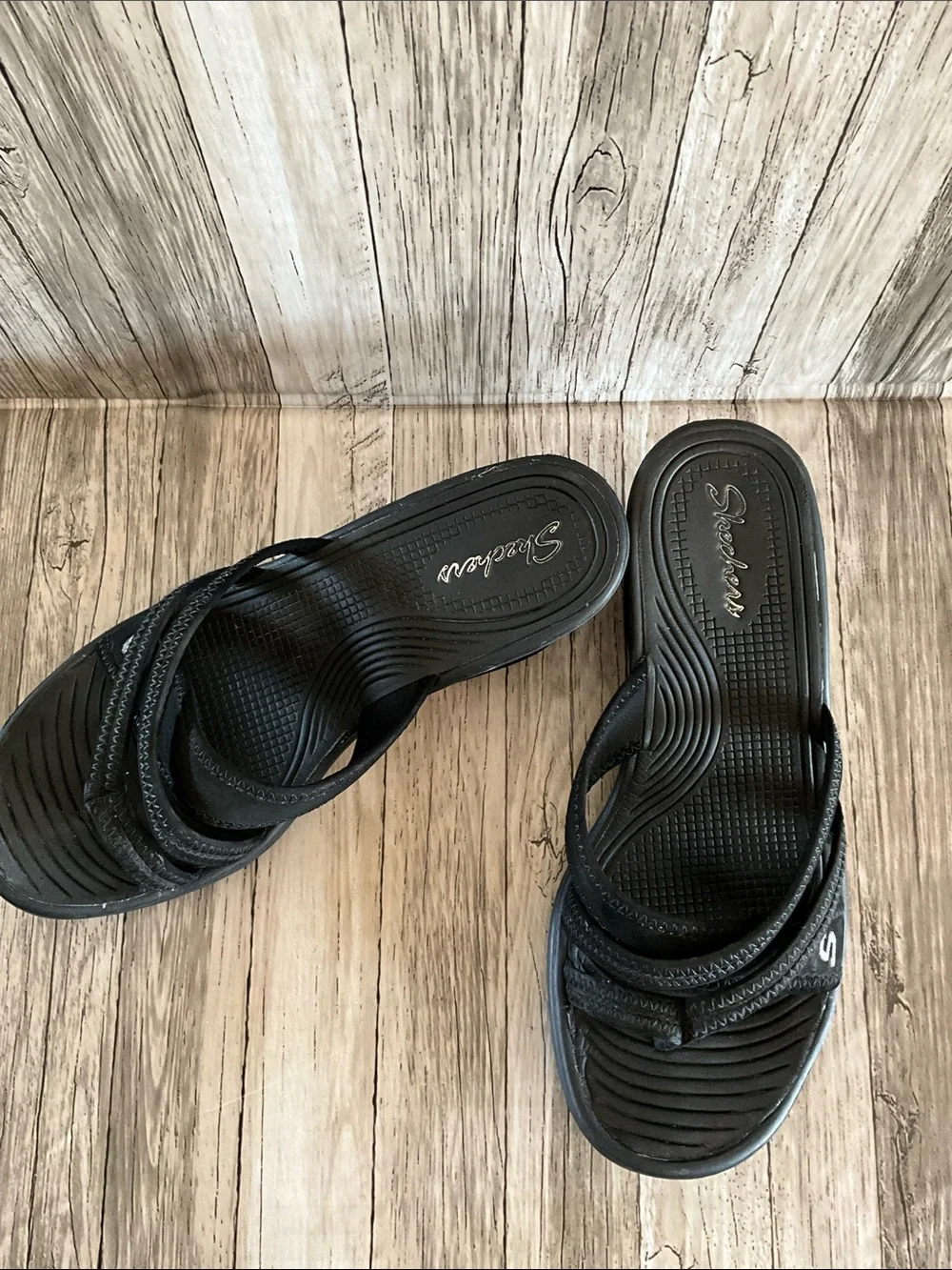 WOMENS SKETCHERS BLACK HEELED SANDALS